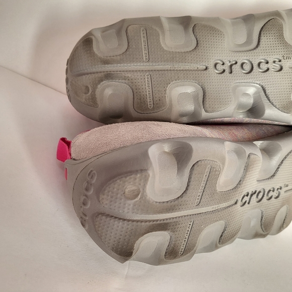 Crocs Women's 11 Multicolor Grey Duet Busy Day 202044 Slip On Comfort Flats - Picture 11 of 16